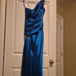 Long formal dress